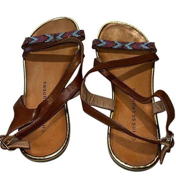 Chinese Laundry Womens Size 8.5 Beaded Toe Sandals Brown Ankle Strap Flats - Picture 3 of 7